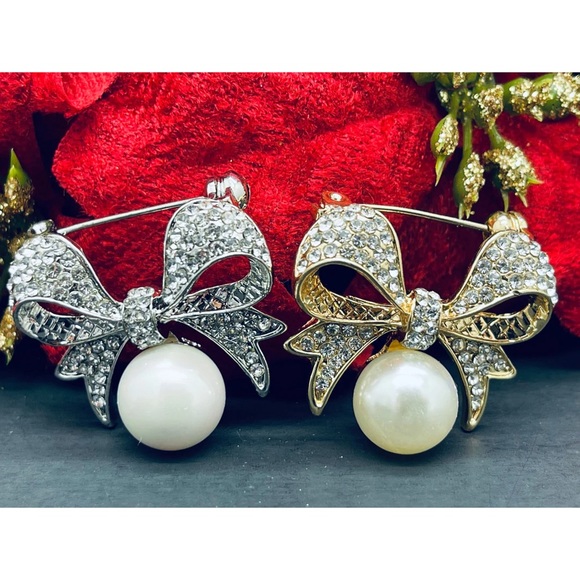 Gold Silver Bow Brooch Rhinestone Bow Pin - Picture 2 of 2